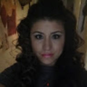 Meet your Posher, Desiree